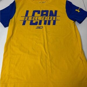 Under Armour Steph Curry SC Boys Yellow Short Sleeve Loose Fit Youth Medium
